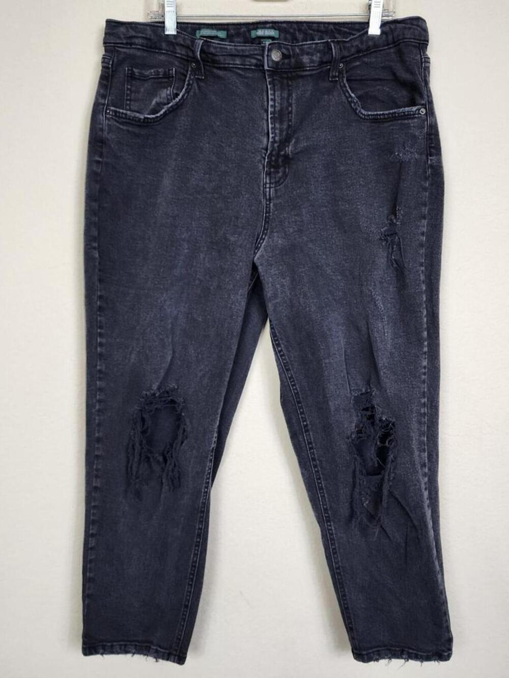 Soft Black Distressed Size 17 Jeans